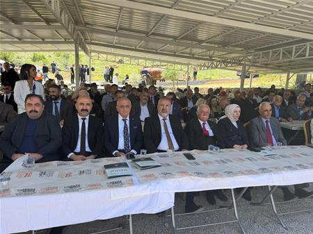 MÜRŞÎD-İ KÂMİL HÜSEYİN DOĞAN DEDE ANMA TÖRENİ GERÇEKLEŞTİ